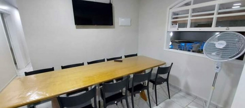 Casa Com Piscina Em Guaratuba, Litoral Paranaense.