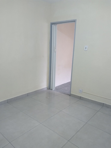 Imóvel Com 1 Dormitorio, 1125 E 2 Vagas De Garagem Á Venda