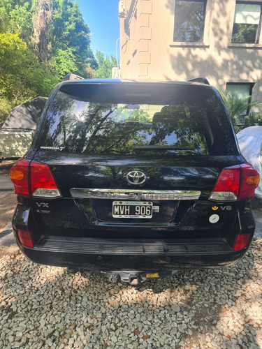 Imagen 2 de 11 de Toyota Land Cruiser 2013 4.5 200 Vx 265cv At W/floormat