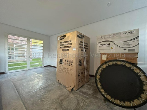 Imagen 5 de 14 de Town House En Venta En La Lagunita Country Club