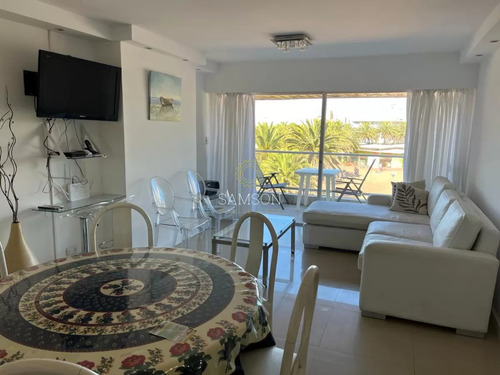 Venta Apartamento En La Peninsula. Plaza Artesanal.