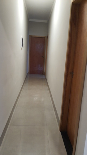 Imagem 11 de 30 de Casa Novinha