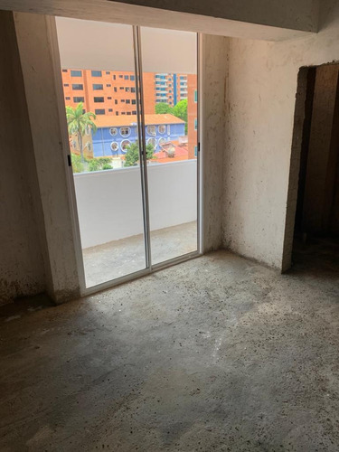Imagen 3 de 8 de En Venta Apto. En La Mejor Zona De Maracay 04243791918