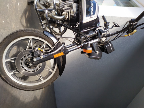 Cb 400/450 - Tucunaré - 1984