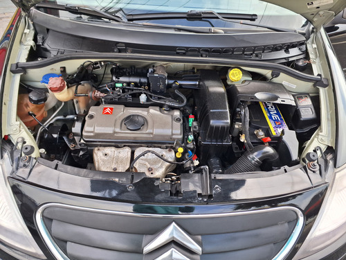 Citroën C3 1.4 8v Exclusive Flex 5p