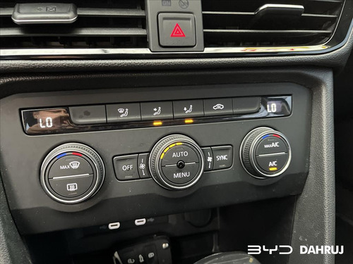 Volkswagen Taos 1.4 250 TSI TOTAL FLEX COMFORTLINE AUTOMÁTICO