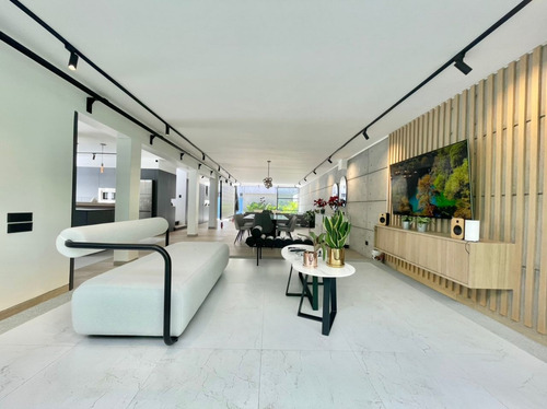 Imagen 7 de 20 de Se Vende Casa 450m² 3h+s4b+s3p En Los Palos Grandes