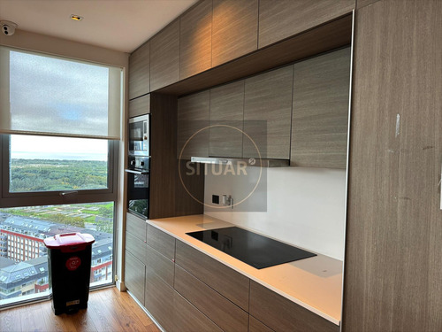Venta De 3 Amb, Balcón Aterrazado Con Cerramiento, Microcine, Dep De Servicio. Sls - Puerto Madero