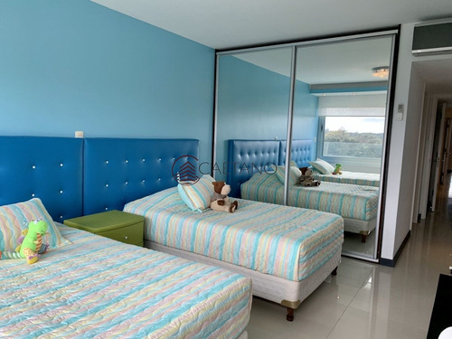 Imagen 27 de 28 de Tiburon Iii Punta Del Este - Apartamento En Venta Esquinero En Venta - Punta Del Este Brava