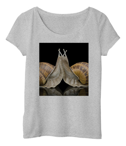 Remera Mujer Caracoles Espejo Pareja Amor Naturaleza