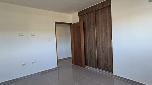 Elegante Apartamento En Los Llanos De Gurabo
