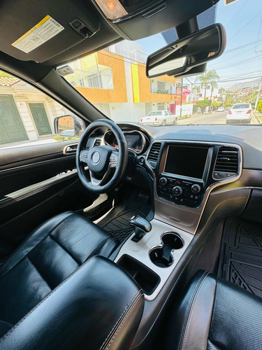 Jeep Grand Cherokee 3.6 Limited Lujo 4x2 Mt