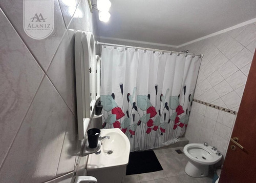 Casa En Venta, Perfecta Ubicación, Merlo, S. L.