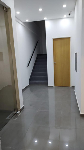 Venta De Departamentos 2 Y 3 Ambientes En Excelente Zona De Wilde.
