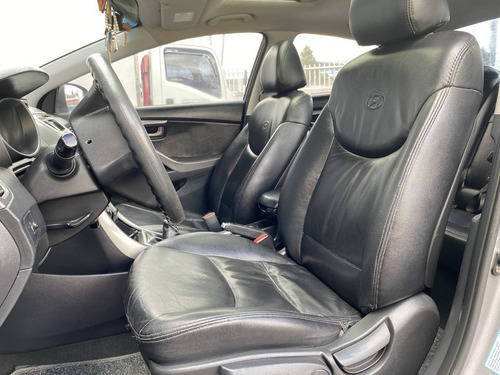 Imagen 19 de 25 de Hyundai I35 Elantra Gls 2012