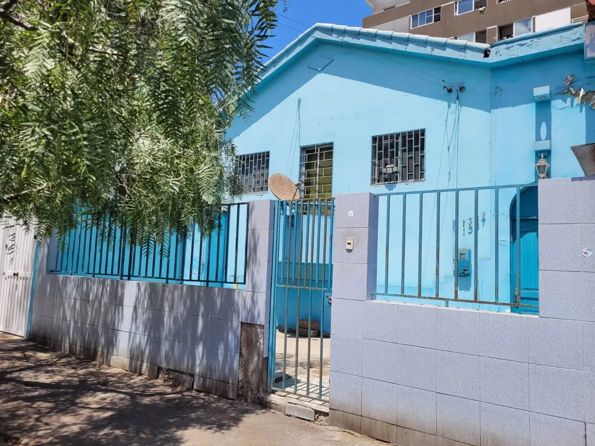 Imagen 2 de 10 de Gran Oportunidad Casa Av. Brasil 200 Mt2