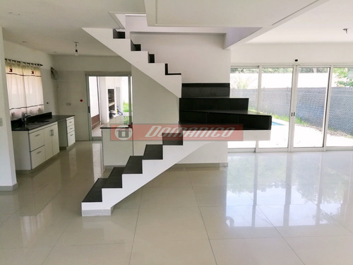 Imagen 2 de 25 de Casa En Venta En Ituzaingó