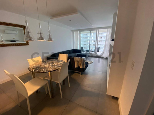 Apartamento De 1 Dormitorio Y Medio En Venta Punta Del Este Torre Yoo