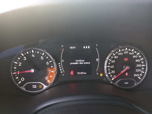 Imagem 7 de 10 de Jeep Renegade 1.8 16v Flex 4p Manual
