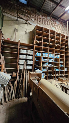 Venta De Local Comercial En Flores