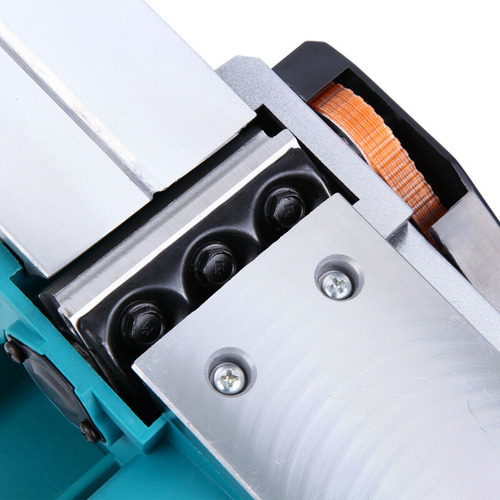 Plaina Elétrica 650w Pro 82mm Madeira Mdf Sg-8201 + Kit