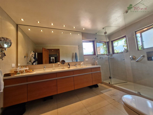 Casa En Venta De 5d/5b El Arrayan - Lo Barnechea