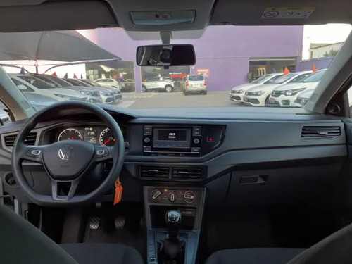 Volkswagen Polo Track 1.0 Flex 12V 5p