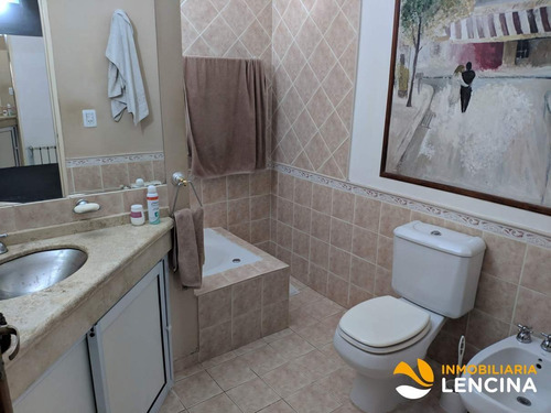 Imagen 18 de 27 de Casa En Venta - 3 Dormitorios 1 Depto - Bº La Cuesta