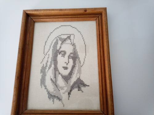 Hermoso Cuadro Con Virgen En Punto De Cruz Hecho A Mano (Usado)