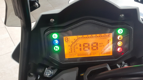 Imagen 4 de 18 de Benelli Trk251 Abs