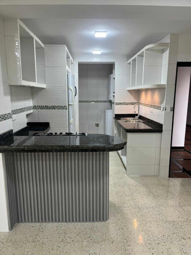 Amr Vende Bello Apartamento En Roraima 3 Habitaciones