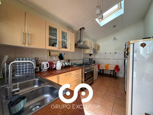 Se Vende Casa Muy Bien Conectada En Quilpué