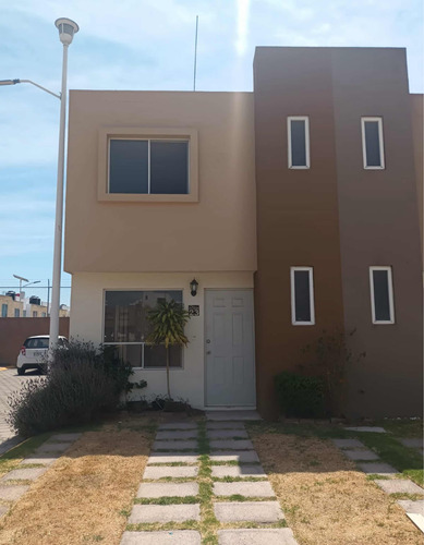 Casa En Venta En Cuatlancingo