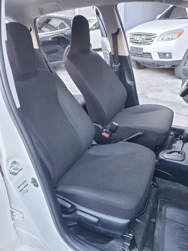 Toyota Vitz 2017