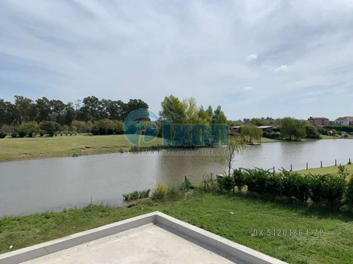 Barrio Cerrado Complejo Villa Nueva - San Marco - Casa Venta Usd 395.000