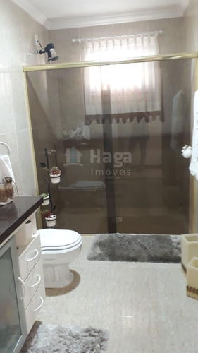 Imagem 15 de 30 de Casa Alto Padrão À Venda No Jardim Maluche Em Brusque/sc - 1672