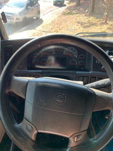 Imagem 14 de 15 de Volvo Fh12 440 6x2 Ano 2007 Branco Todo Revisado