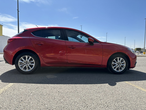 Mazda 3 Hatchback 2016 Itouring