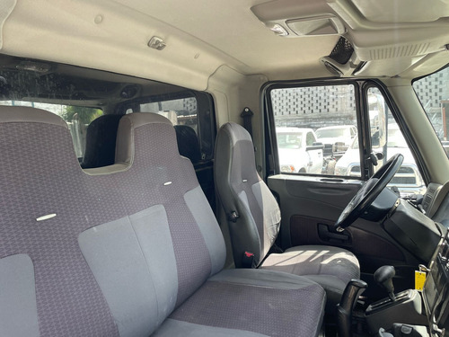 Caja Seca 18 Pies, Cummins