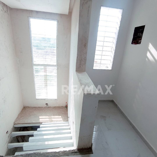 Imagen 11 de 12 de Townhouse En Venta En San Diego Cód 140298 Lucrecia Escorcha