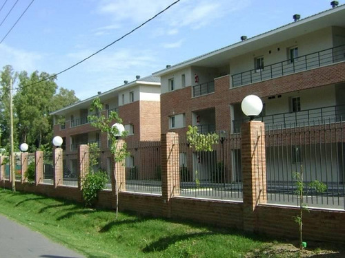 Imagen 2 de 14 de Departamento En Venta Ubicado En Pilar, G.b.a. Zona Norte