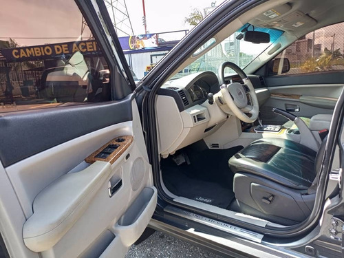 Imagen 10 de 17 de Jeep Grand Cherokee