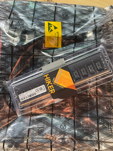 Placa Madre Gigabyte Ultra Durable Ga-h110m-h Y Memo De 8gb Negro (Usado)
