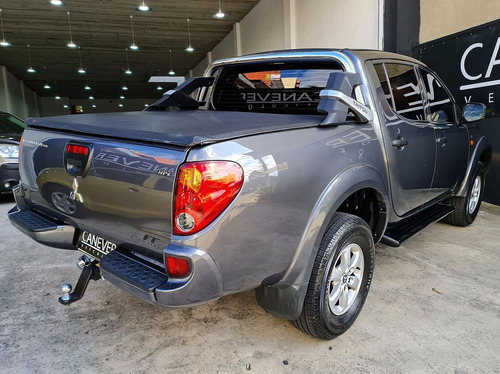 Imagem 2 de 19 de Mitsubishi L200 Triton 2.4 Hls 4x2 Cd 16v 2013