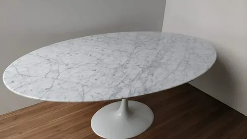 Mesa Saarinen De 1.80 X 100 No Mármore Carrara