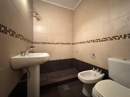 Casa En Venta De 4 Dormitorios En General Jose De San Martin
