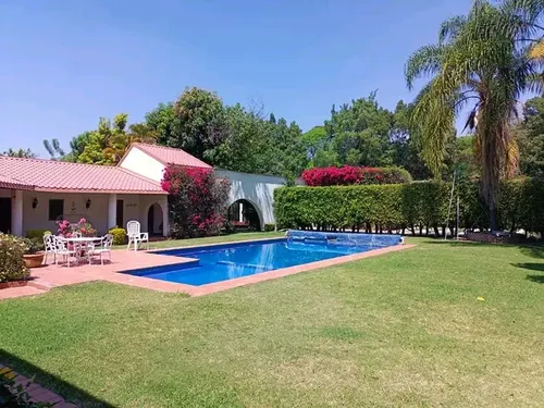 Casa Sola Jardín Maduro Vocación Múltiple