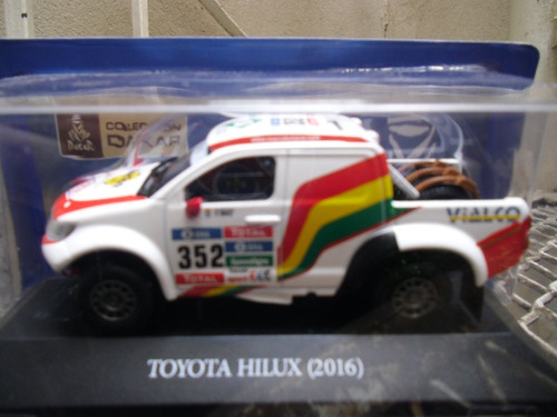    Toyota Hilux 2016 O Pto Por Auto Del Tc