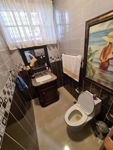 Imagen 14 de 30 de Casa De Oportunidad Con Piscina En Residencial Cerrado