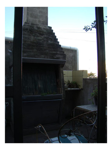 Imagen 5 de 14 de Ph En Venta - 1 Dormitorio, 1 Baño, Terraza - Lobos